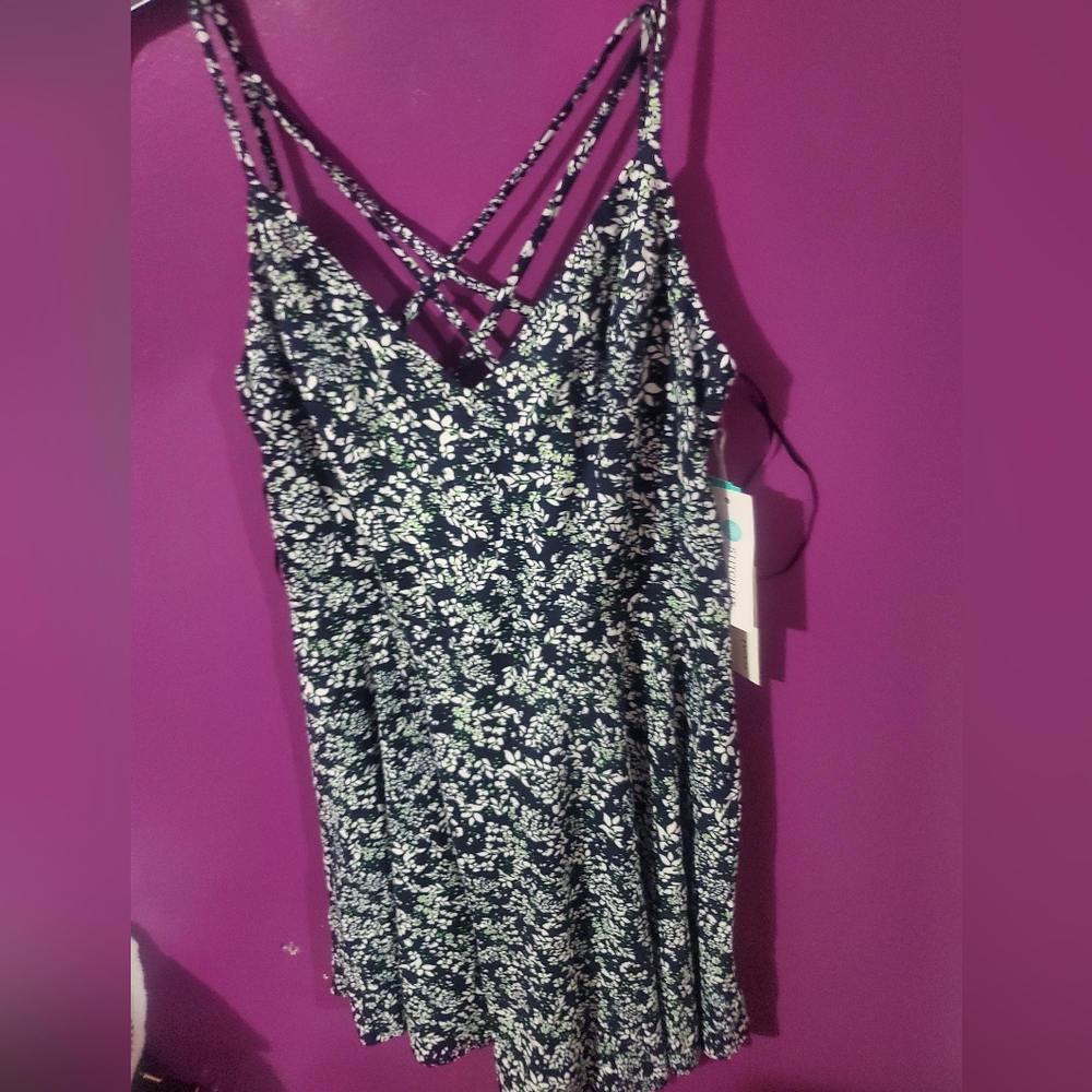 Dress - Picture 5 of 7